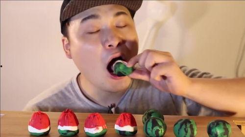 小凯凯吃瓜怎么吃,轻松吃瓜指南