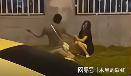 吃瓜女生挽留视频,吃瓜女生挽留视频引发网友热议