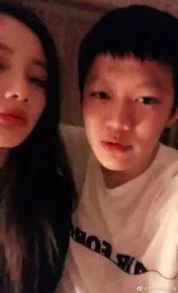 无唇吃瓜的视频,揭秘网络红人的独特魅力