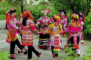 吃瓜盟主谈彝族习俗,吃瓜盟主带你领略独特习俗