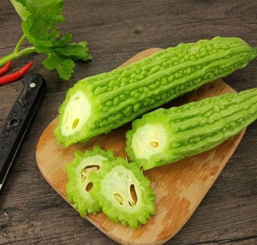 鸡窝吃瓜,揭秘乡村生活的甜蜜滋味