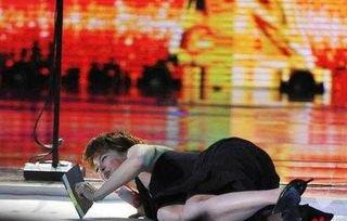 摔跤贵妃吃瓜视频,宫廷风云再起  第3张