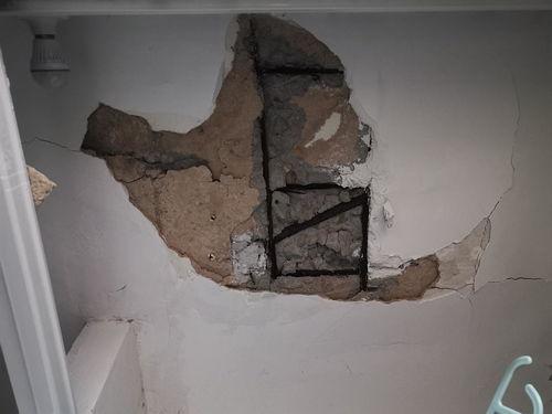 吃瓜自家房顶塌了,吃瓜群众自述家宅不保  第3张