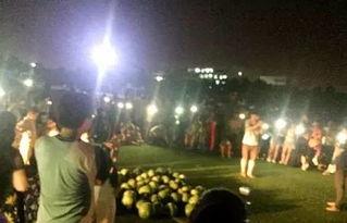 吃瓜群众尴尬场面,笑料百出，网友直呼“太真实”  第2张